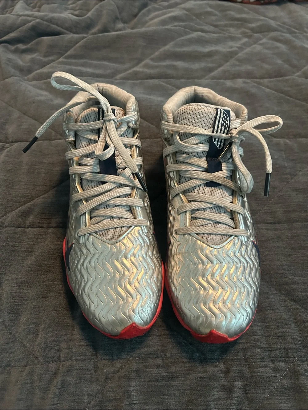 Under Armour Silver and Red Kids Sneakers with Wave-Texture